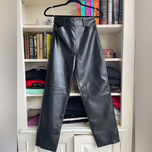 Wilfred by Aritzia Funk Vegan Leather Pants Size 4 - Picture 4 of 12